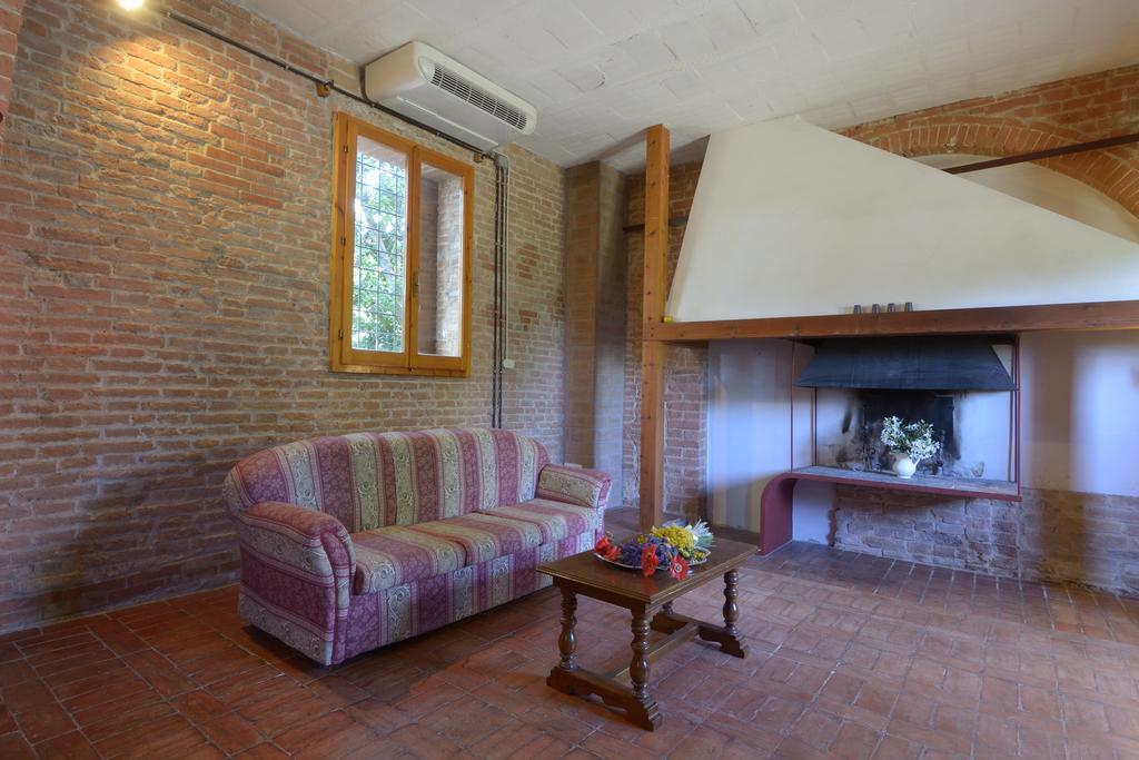 Agriturismo Borgo Del Papa Badia  Exterior foto