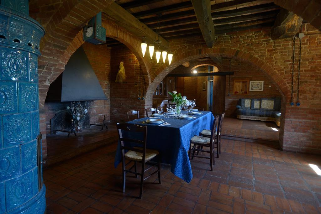 Agriturismo Borgo Del Papa Badia  Exterior foto